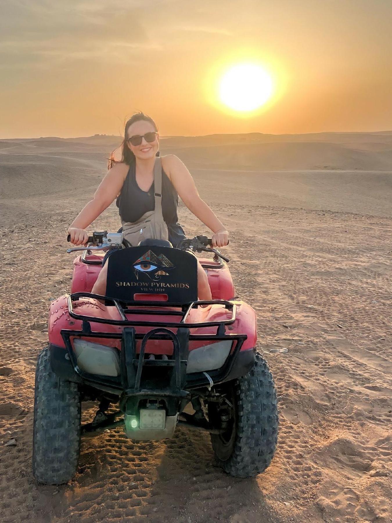 Shadow Pyramids Suites And Jacuzzi Kafrat al Jabal Luaran gambar